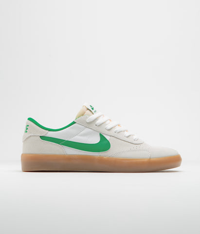 Nike with green swoosh best sale