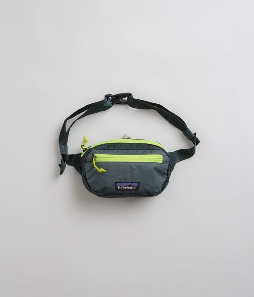 Patagonia lightweight travel outlet mini hip pack black