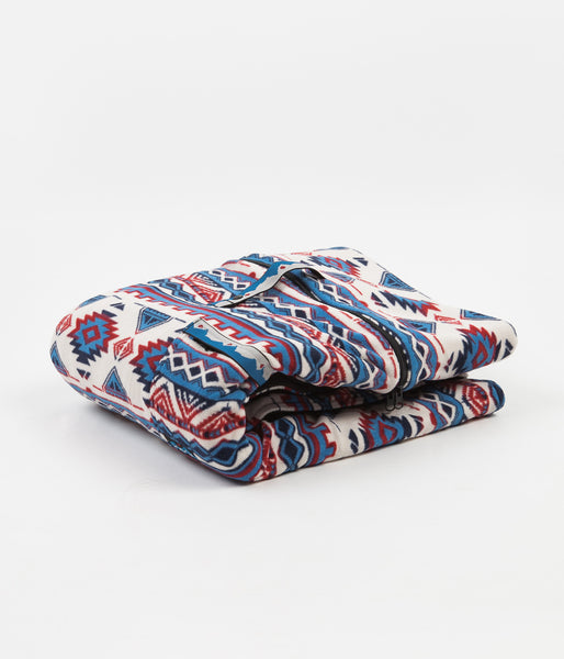 Kavu hibernator factory blanket poncho for 2 blanket