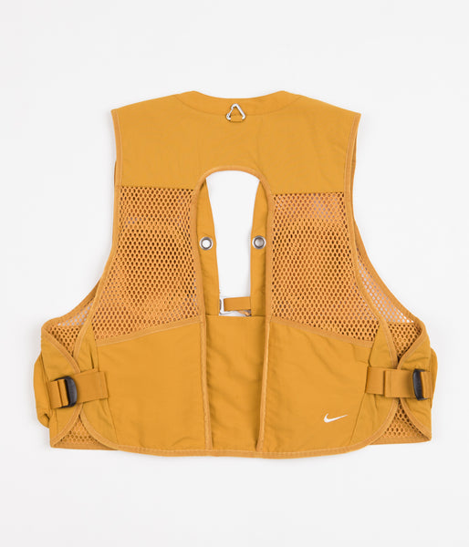 Nike ACG Buttles Vest - stussy x nike air force 1 release info