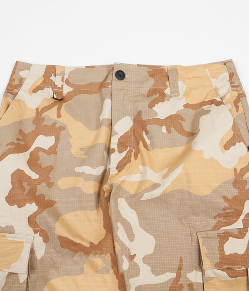 Nike SB Desert high quality Ore Camo Shorts (size M)