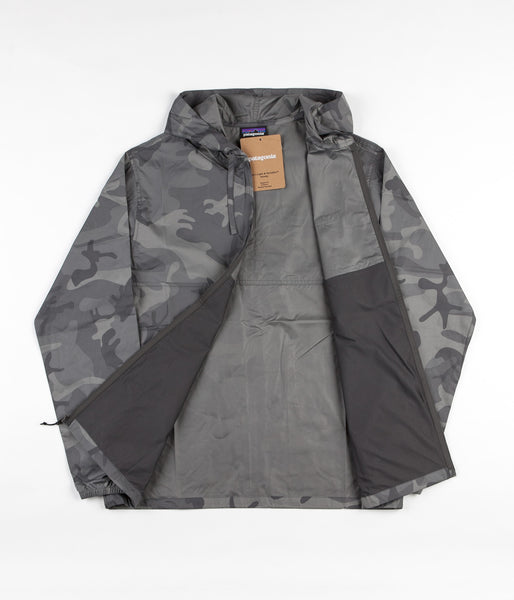 Patagonia Light & Variable Hooded Jacket - Forest Camo / Forge
