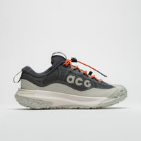 Nike ACG Mountain Fly 2 Low GTX Shoes - Dark Smoke Grey / Khaki - Light Orewood Brown thumbnail