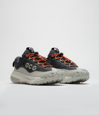 Nike ACG Mountain Fly 2 Low GTX Shoes - Dark Smoke Grey / Khaki - Light Orewood Brown