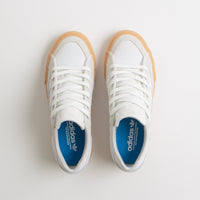 Adidas Court TNS Premiere Shoes - Crystal White / FWTR White / Gum 3 thumbnail