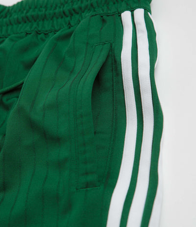 Adidas Skateboarding Classic Shorts - Dark Green / White