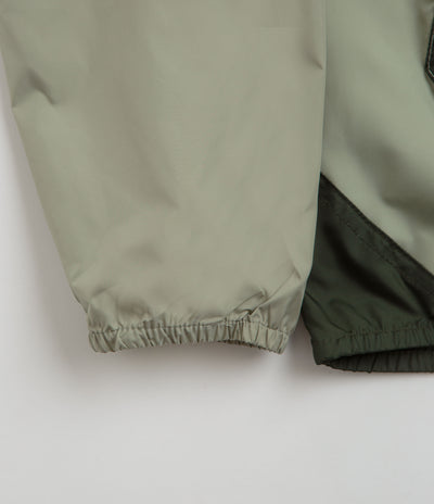 Columbia Challenger II Windbreaker Jacket - Safari / Greenscape