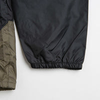 Columbia Challenger Windbreaker Jacket - Shark / Stone Green thumbnail