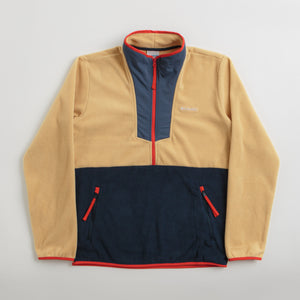 Light Camel / Dark Mtn / Coll Navy / Spicy