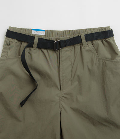 Columbia Sharpe Canyon Shorts - Stone Green