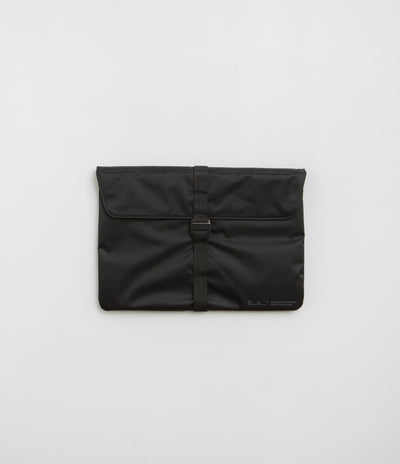 D_b_ Essential 16" Laptop Sleeve - Black Out