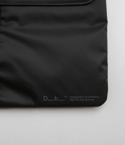 D_b_ Essential 16" Laptop Sleeve - Black Out