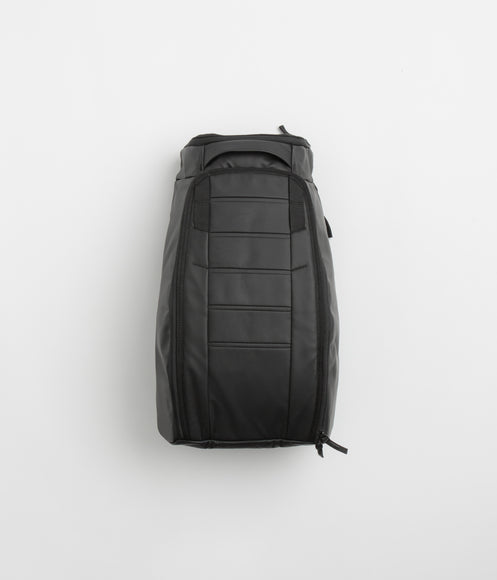 D_b_ Hugger 30L Backpack - Black Out