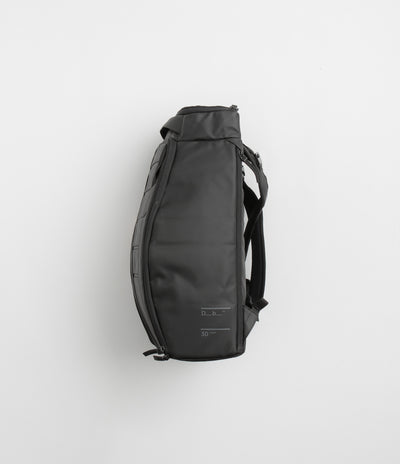 D_b_ Hugger 30L Backpack - Black Out