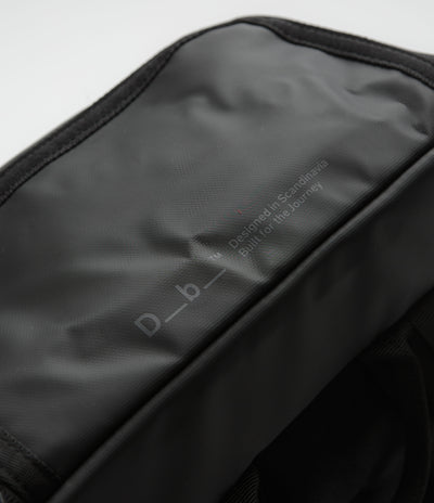 D_b_ Hugger 30L Backpack - Black Out