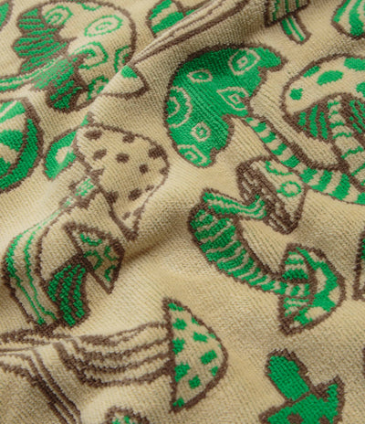 Mollusk Shroom Towel - Tan / Green