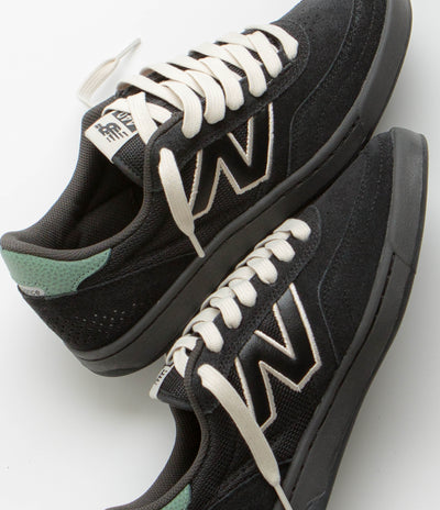 New Balance Numeric 440 V2 Shoes - Black