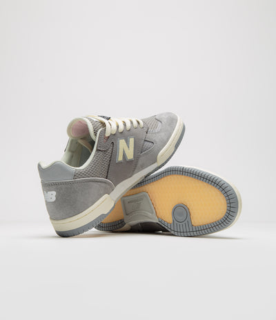 New Balance Numeric x Lost Art 600 Shoes - Sea Salt / Grey