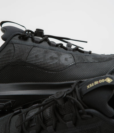 Nike ACG Mountain Fly 2 Low Gore-Tex Shoes - Dark Smoke Grey / Black - Black - Anthracite