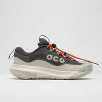 Nike ACG Mountain Fly 2 Low GTX Shoes - Dark Smoke Grey / Khaki - Light Orewood Brn thumbnail