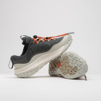 Nike ACG Mountain Fly 2 Low GTX Shoes - Dark Smoke Grey / Khaki - Light Orewood Brn thumbnail