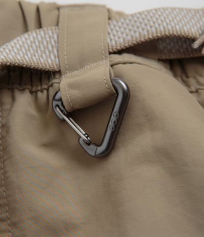 Nike ACG Snowgrass Cargo Shorts - Khaki / Light Iron Ore / Summit White