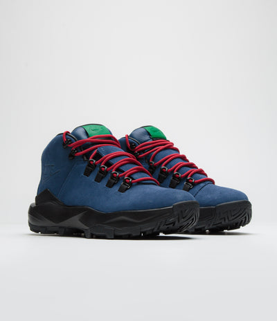 Nike Cygnal Shoes - Navy / Pine Green - Gym Red - Black