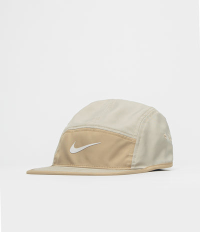 Nike Fly Cap - Desert Khaki / Parachute Beige / Phantom