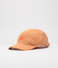 Nike Futura Logo Cap - Amber Brown / Bright Crimson