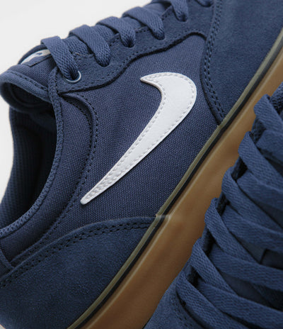 Nike SB Chron 2 Shoes - Navy / White - Navy - Gum Light Brown