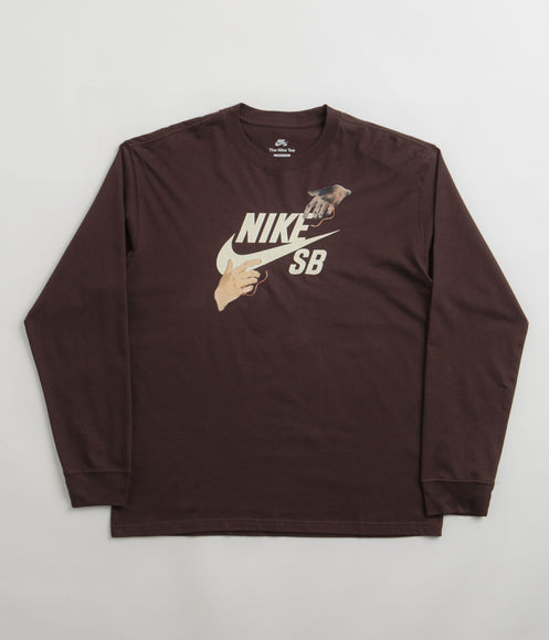 Burgundy nike online shirt