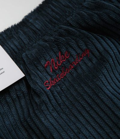 Nike SB Cord Pants - Armory Navy / Team Red