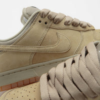 Nike SB Dunk Low Pro B Shoes - Parachute Beige / Parachute Beige thumbnail