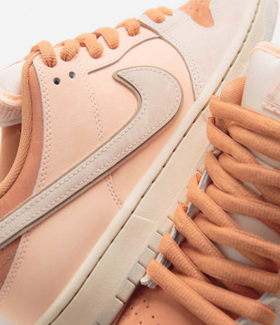 Nike SB Dunk Low Pro Premium 'Trocadero Gardens' Shoes - Amber Brown / Guava Ice - Crimson Tint - Hemp