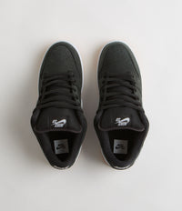 Nike SB Dunk Low Pro Shoes - Black / White - Black - Gum Light 