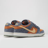 Nike SB Dunk Low Pro Shoes - Light Carbon / Sesame - Monarch thumbnail