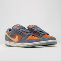 Nike SB Dunk Low Pro Shoes - Light Carbon / Sesame - Monarch thumbnail