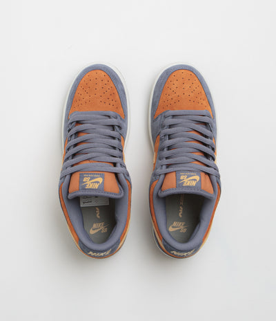 Nike SB Dunk Low Pro Shoes - Light Carbon / Sesame - Monarch