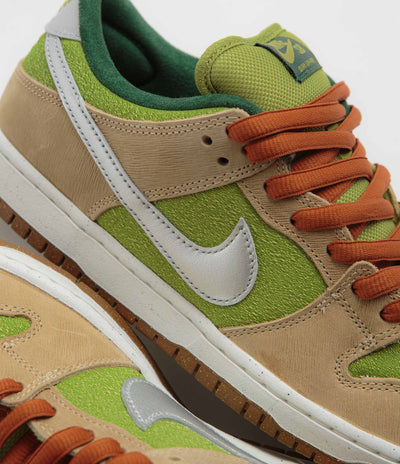 Nike SB Dunk Low Pro 'Escargot' Shoes - Sesame / Metallic Silver - Pear - Fir