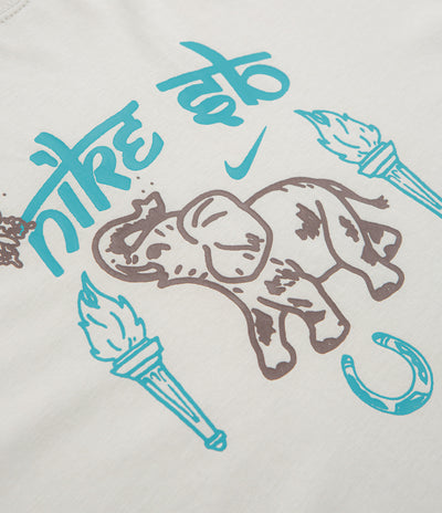 Nike SB Elephant T-Shirt - Light Bone