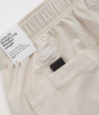 Nike SB Kearny Cargo Pants - Light Orewood Brown / White