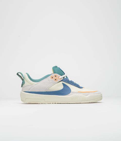 Nike SB Kids Day One Shoes - Sail / Court Blue - Coconut Milk - Photon Dust