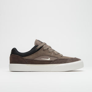 Ironstone / Light Khaki