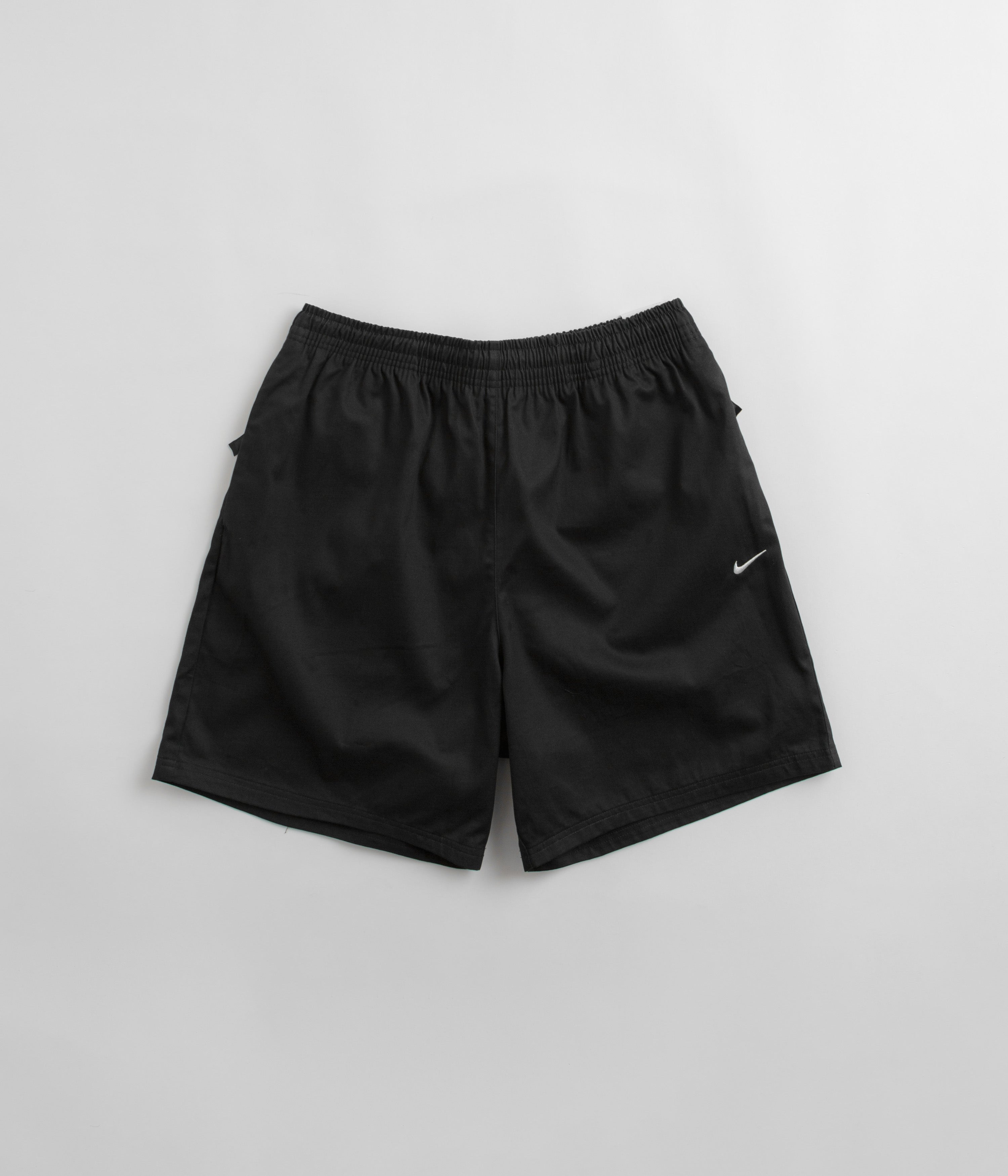 Nike acg black shorts hotsell