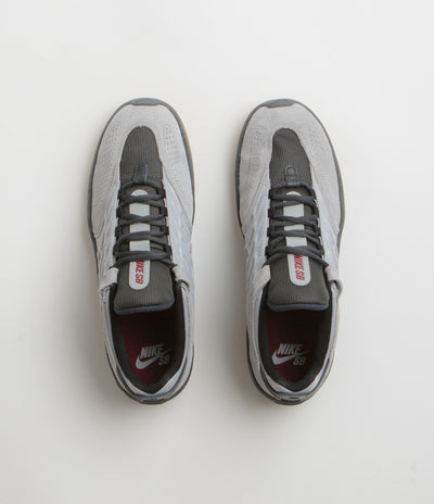 Nike SB Vertebrae Shoes - Light Smoke Grey / Dark Team Red