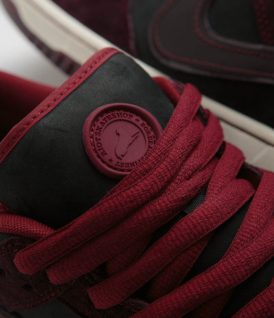 Nike SB x RIOT Skateshop Dunk Low Pro Shoes - Mahogany / Dark Beetrot - Team Red - Sail