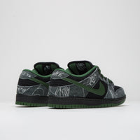 Nike SB x There Skateboards Dunk Low Shoes - Black / Gorge Green - Summit White thumbnail