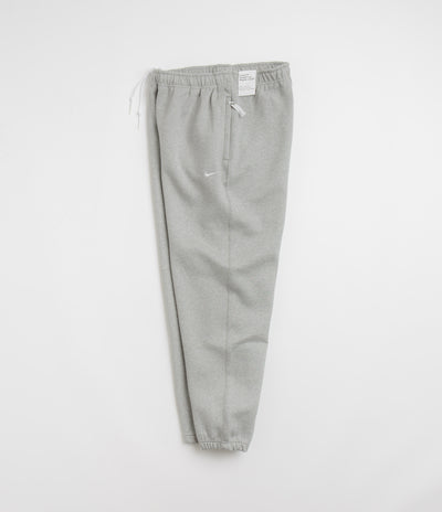 Nike Solo Swoosh Sweatpants - Dark Grey Heather / White