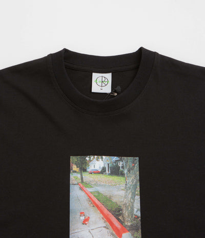 Polar Red Curb T-Shirt - Black