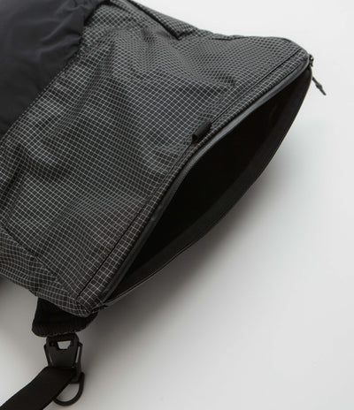 Snow Peak Transit Shoulder Bag - Black